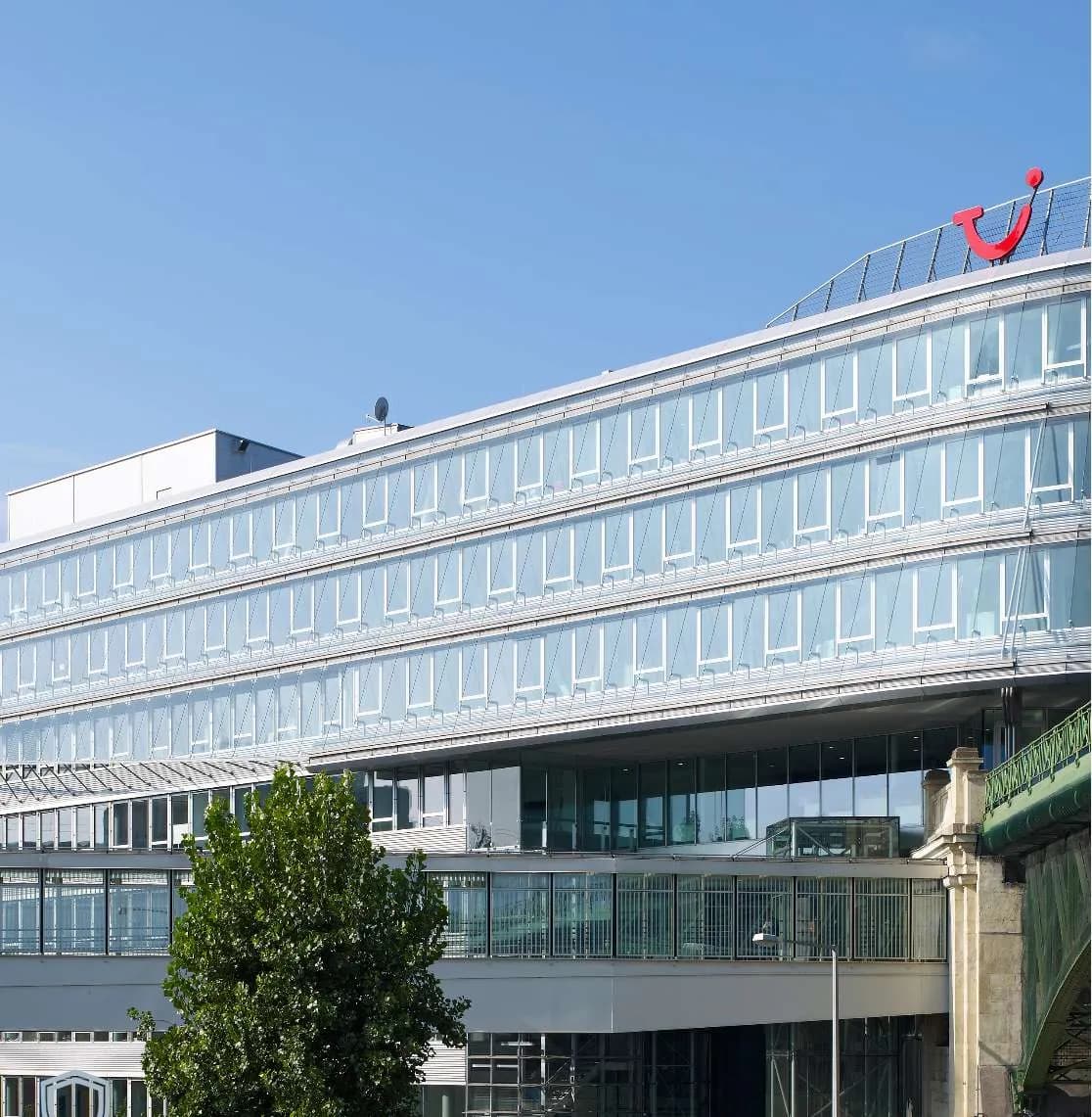 Gewerbeimmobilie mieten in Wien – 1 565 m², € 17
