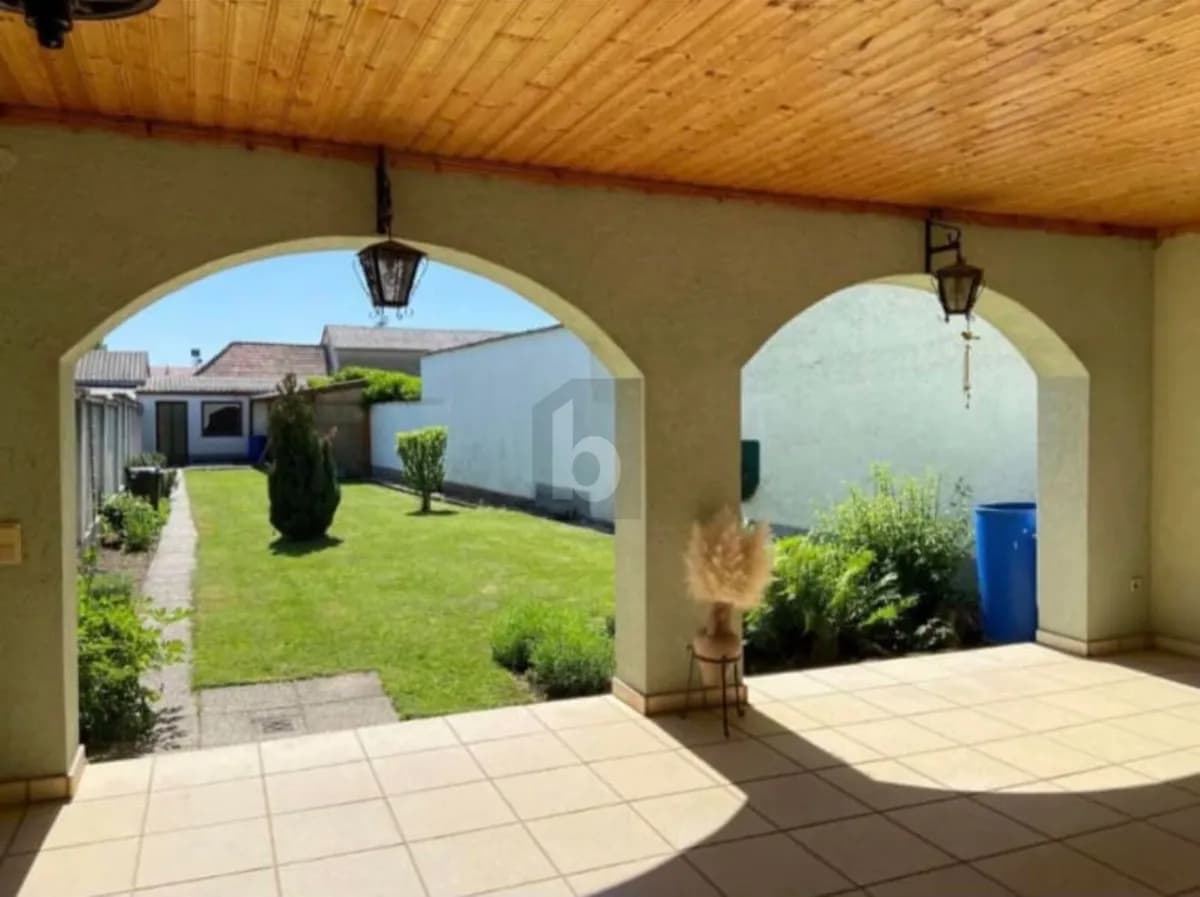 4-Zimmer-Haus kaufen in Neusiedl am See – 168 m², € 399.000