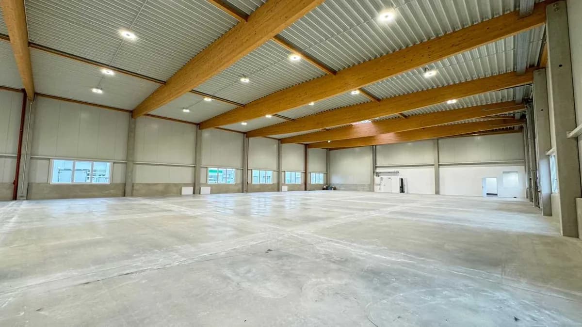 Gewerbeimmobilie mieten in Mödling – 1 374 m², € 9 – Bild 6 von 15