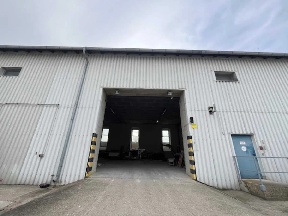 Gewerbeimmobilie mieten in Bruck an der Leitha – 893 m², € 6 – Bild 4 von 19