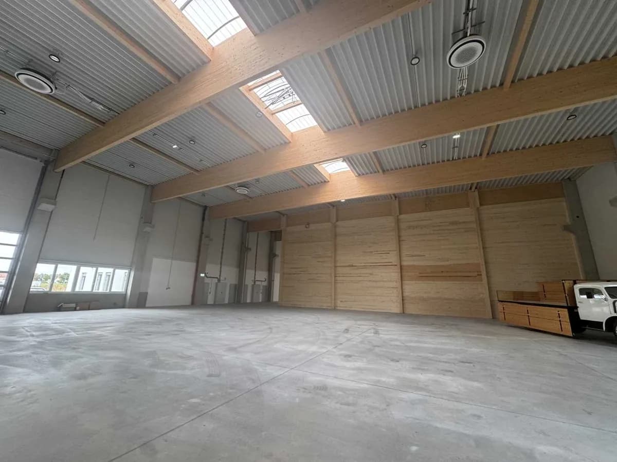 Gewerbeimmobilie mieten in Korneuburg – 983 m², € 9 – Bild 3 von 9