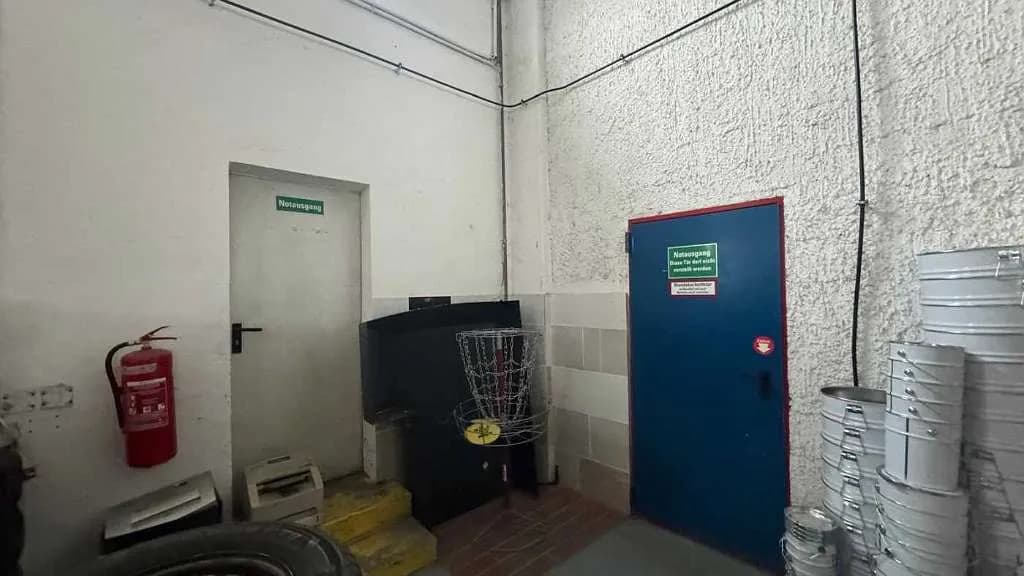 Gewerbeimmobilie mieten in Baden – 136 m², € 7 – Bild 3 von 16