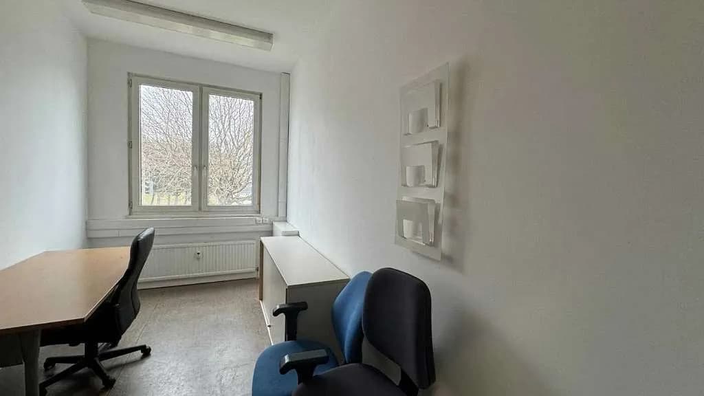 Gewerbeimmobilie mieten in Baden – 136 m², € 7 – Bild 10 von 16