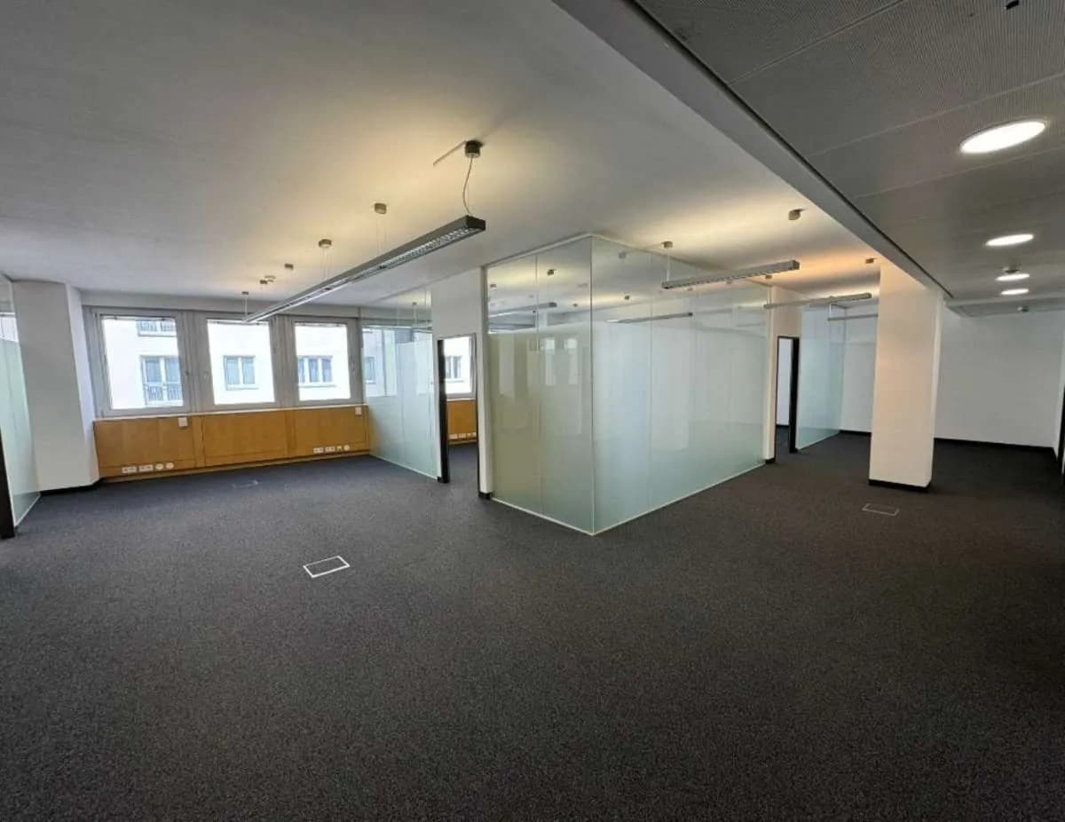 Gewerbeimmobilie mieten in Wien – 398 m², € 17 – Bild 9 von 13