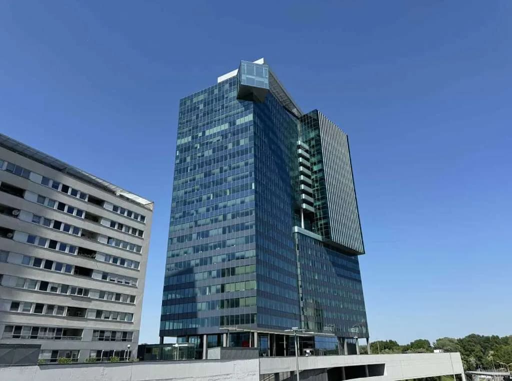 Gewerbeimmobilie mieten in Wien – 774 m², € 17 – Bild 1 von 17