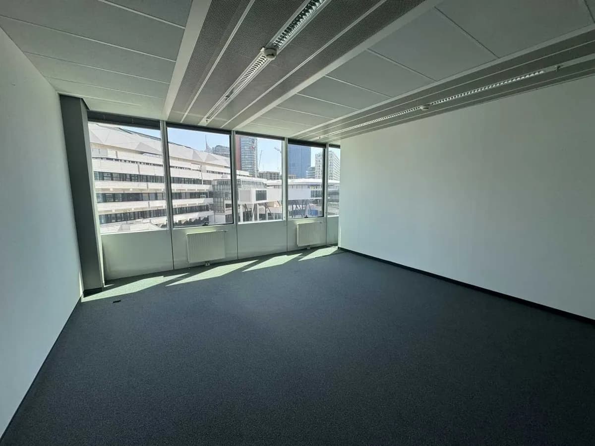 Gewerbeimmobilie mieten in Wien – 1 450 m², € 17 – Bild 3 von 17
