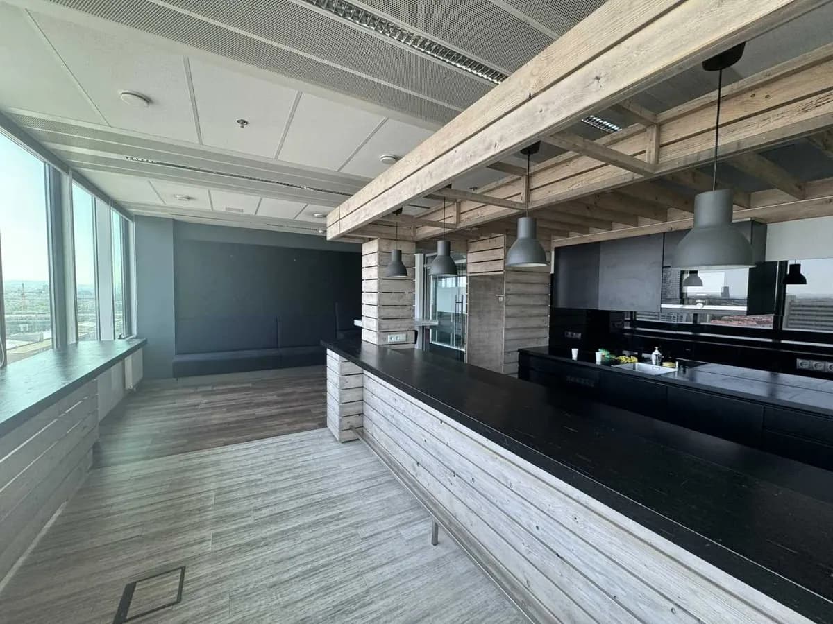 Gewerbeimmobilie mieten in Wien – 1 450 m², € 17 – Bild 11 von 17