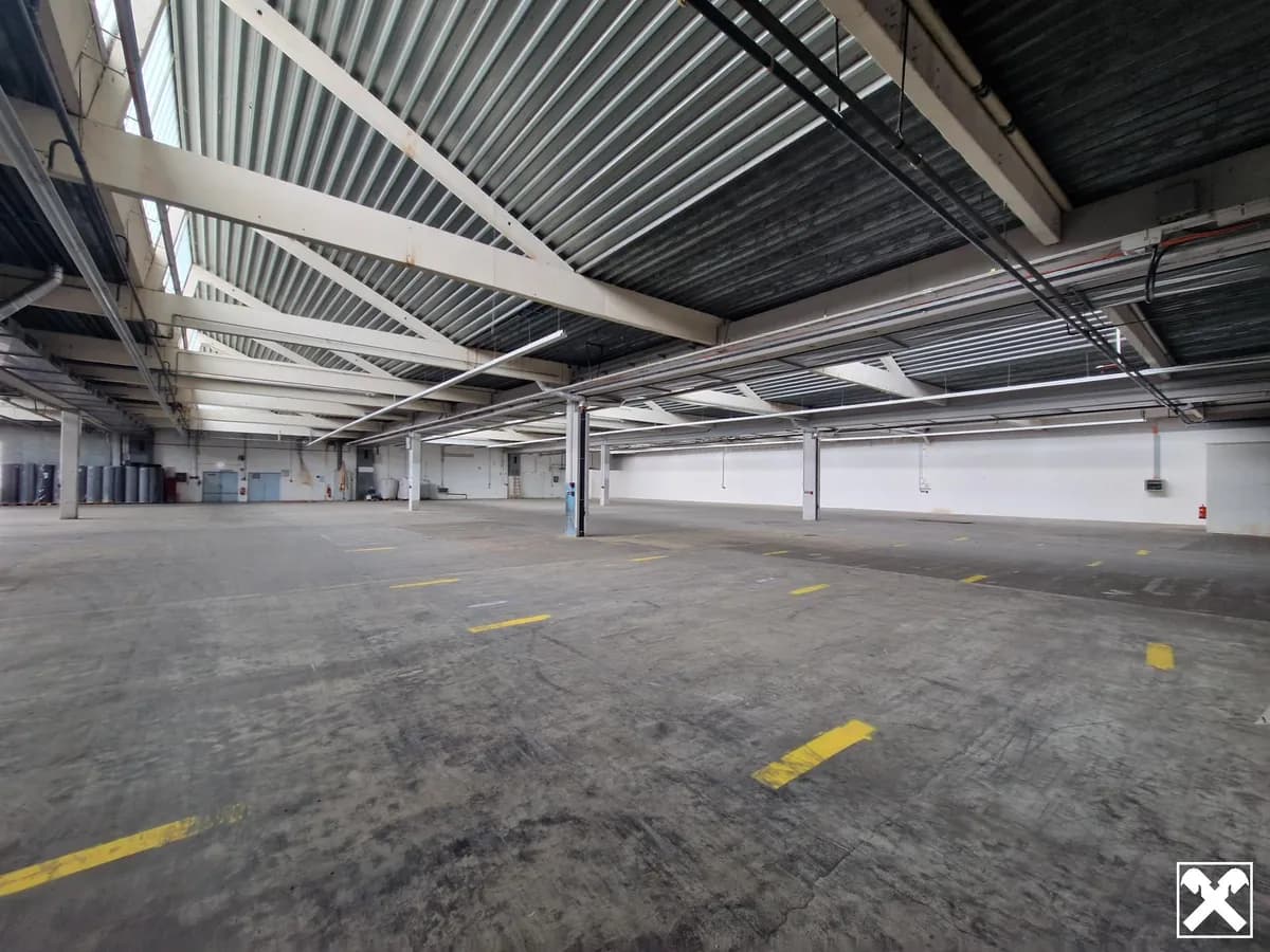1-Zimmer-Gewerbeimmobilie mieten in Korneuburg – 300 m², € 5.550 – Bild 16 von 30