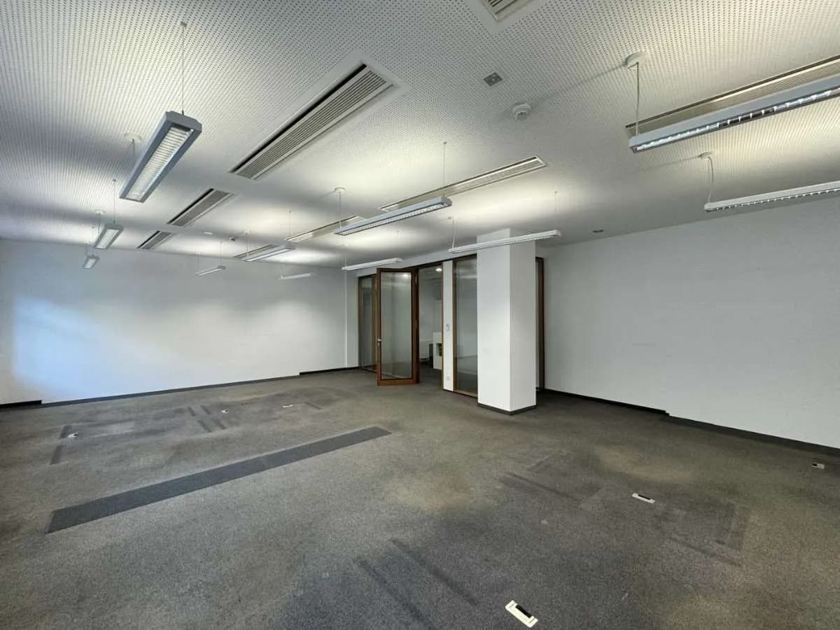 Gewerbeimmobilie mieten in Wien – 638 m², € 24 – Bild 4 von 11