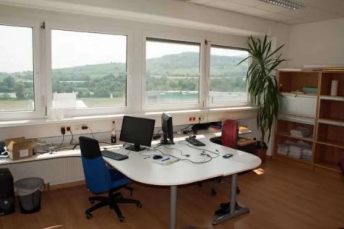 Gewerbeimmobilie mieten in Mödling – 2 082 m², € 6 – Bild 8 von 16