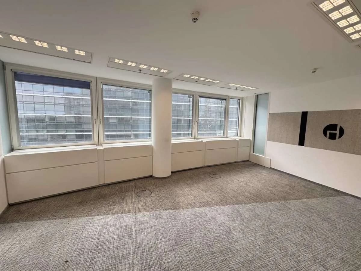 Gewerbeimmobilie mieten in Wien – 363 m², € 12 – Bild 4 von 18