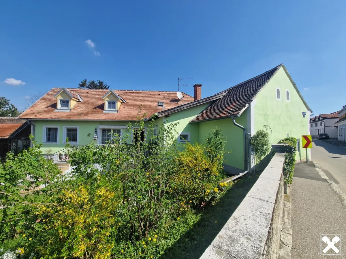 6-Zimmer-Haus kaufen in Hollabrunn – 130 m², € 349.000