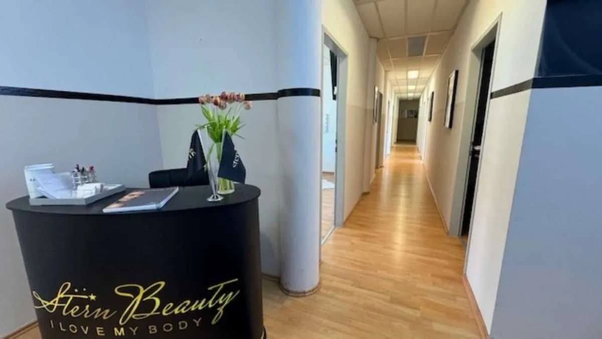 Gewerbeimmobilie mieten in Wien – 245 m², € 12 – Bild 2 von 9