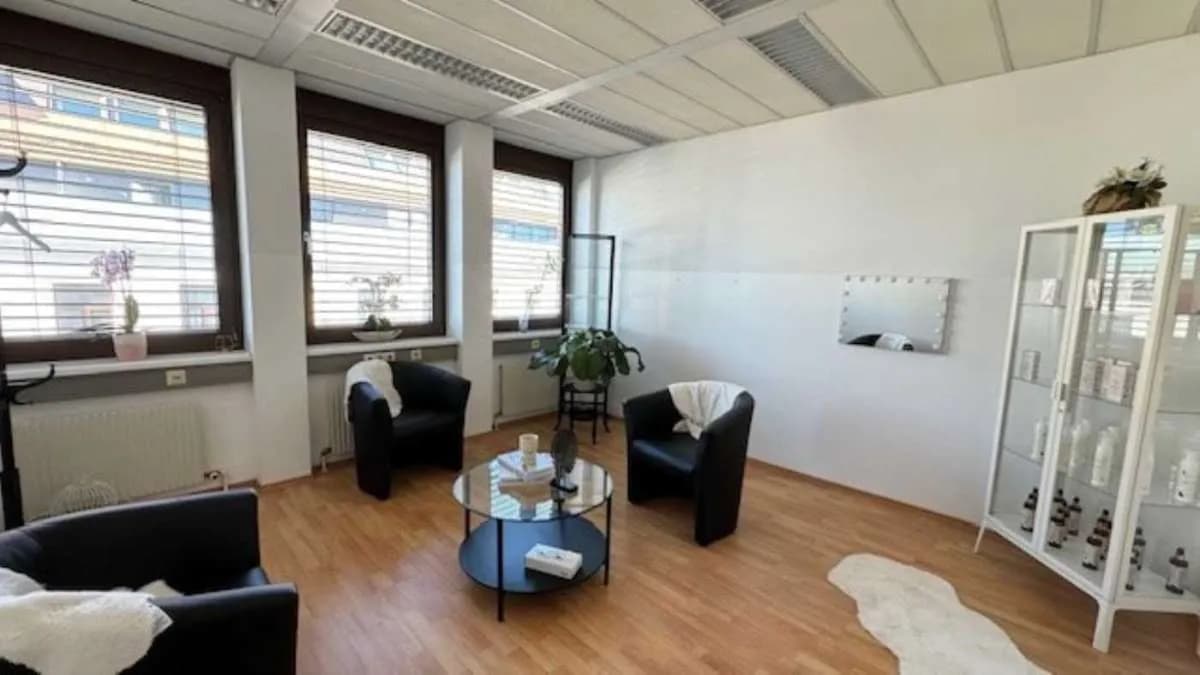 Gewerbeimmobilie mieten in Wien – 245 m², € 12 – Bild 3 von 9