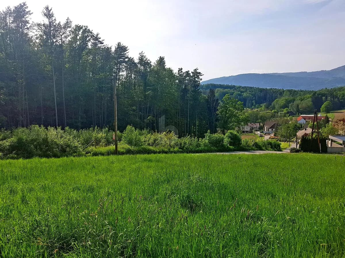 Grundstück kaufen in Graz – 700 m², € 200.000 – Bild 2 von 3