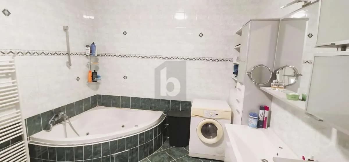 6-Zimmer-Haus kaufen in Wiener Neustadt – 194 m², € 450.000 – Bild 5 von 6