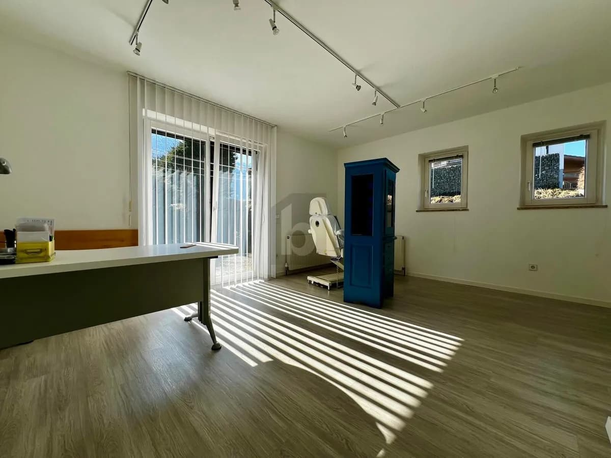 3-Zimmer-Gewerbeimmobilie mieten in Hallein – 70 m², € 800 – Bild 2 von 5