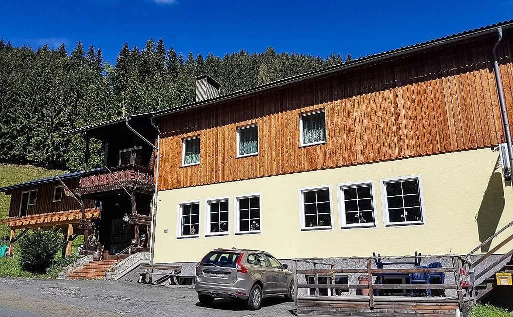10-Zimmer-Haus kaufen in Wolfsberg – 700 m², € 417.500 – Bild 2 von 11