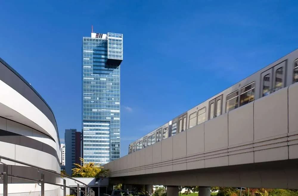 Gewerbeimmobilie mieten in Wien – 691 m², € 17 – Bild 2 von 16