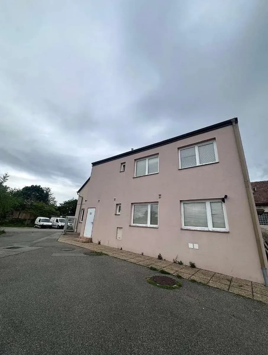 Gewerbeimmobilie kaufen in Neunkirchen – 10 662 m², € 2.500.000 – Bild 11 von 12