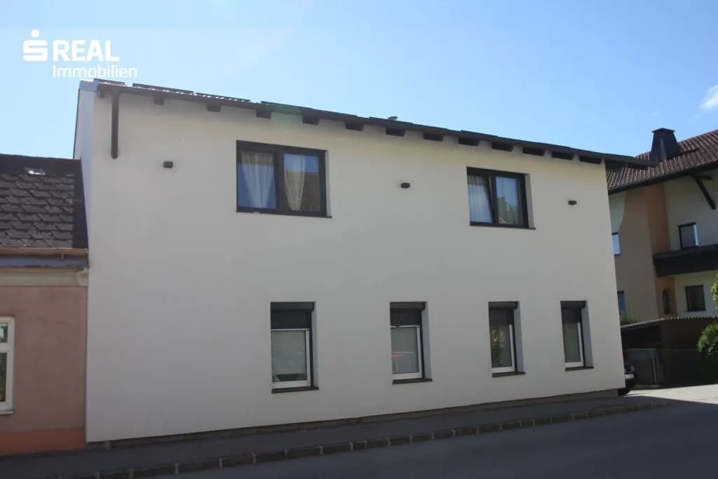 4-Zimmer-Haus kaufen in Amstetten – 125 m², € 399.000 – Bild 2 von 24