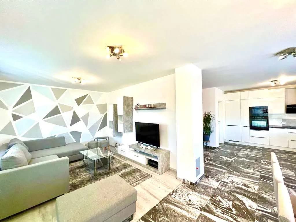 6-Zimmer-Haus kaufen in Völkermarkt – 180 m², € 600.000 – Bild 2 von 13