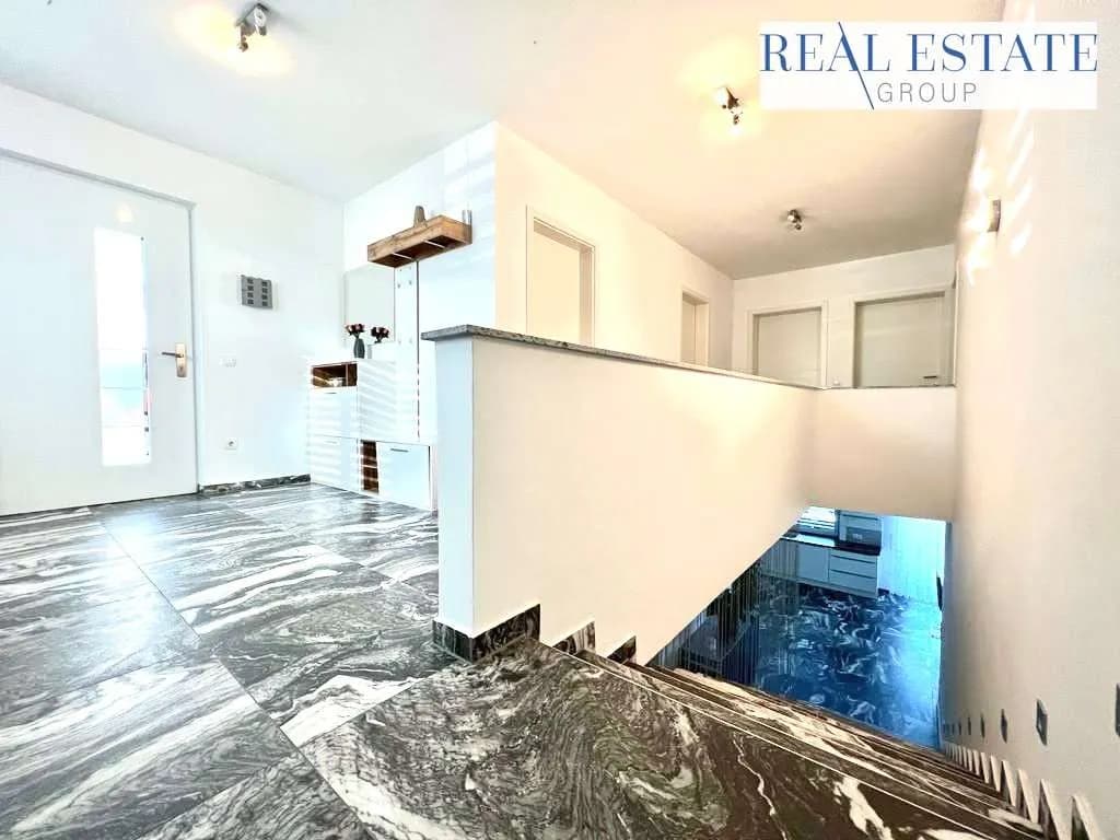 6-Zimmer-Haus kaufen in Völkermarkt – 180 m², € 600.000 – Bild 3 von 13