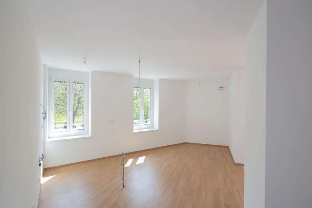3-Zimmer-Wohnung mieten in Neunkirchen – 87 m², € 1.069 – Bild 8 von 12