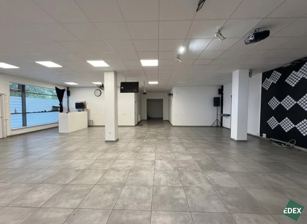 Gewerbeimmobilie mieten in Wien – 300 m², € 5.000 – Bild 2 von 6