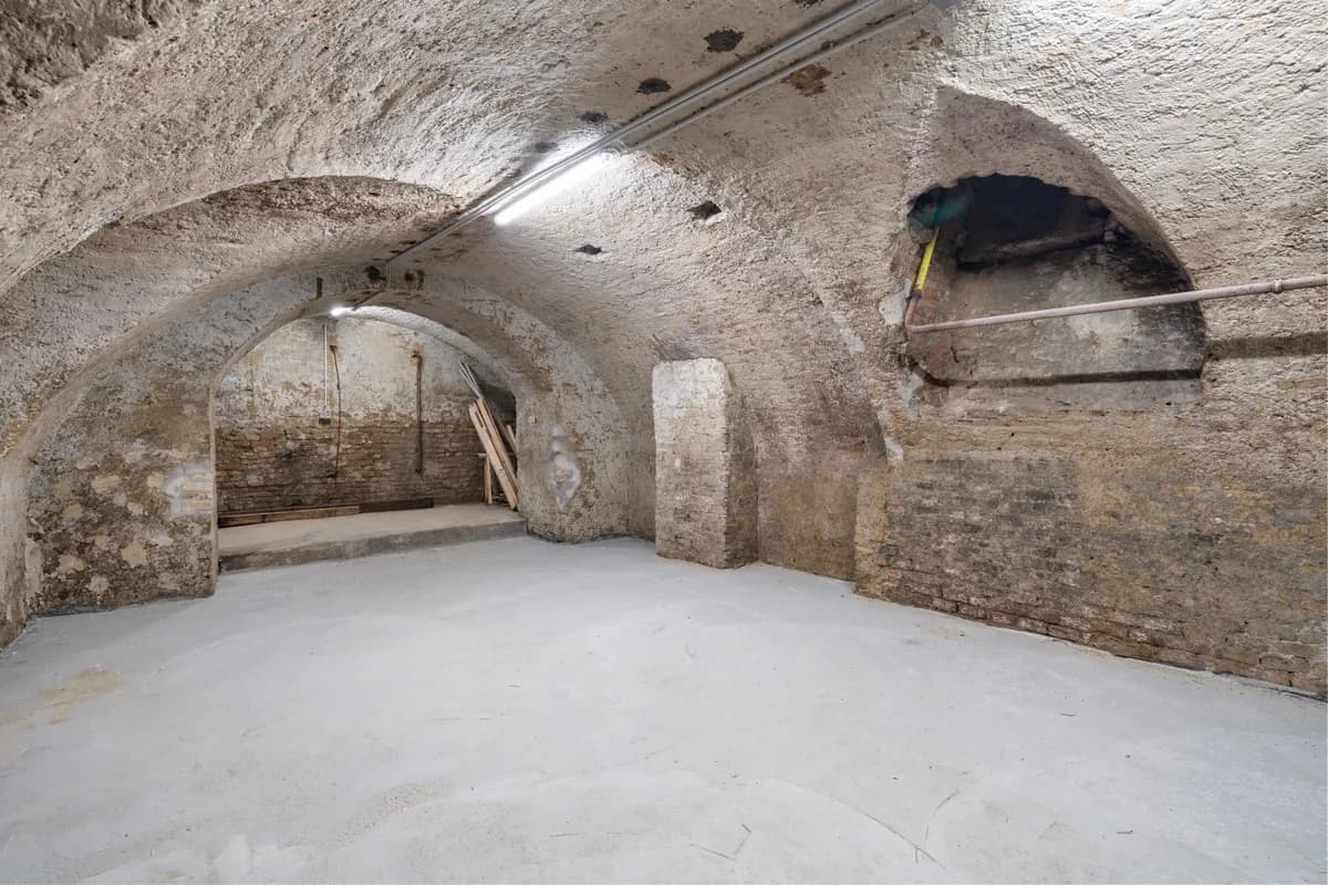 Immobilie kaufen in Wien – 138 m², € 129.000 – Bild 12 von 12