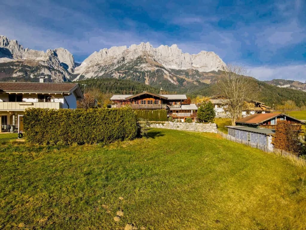 Grundstück kaufen in Kitzbühel – 592 m², € 849.000
