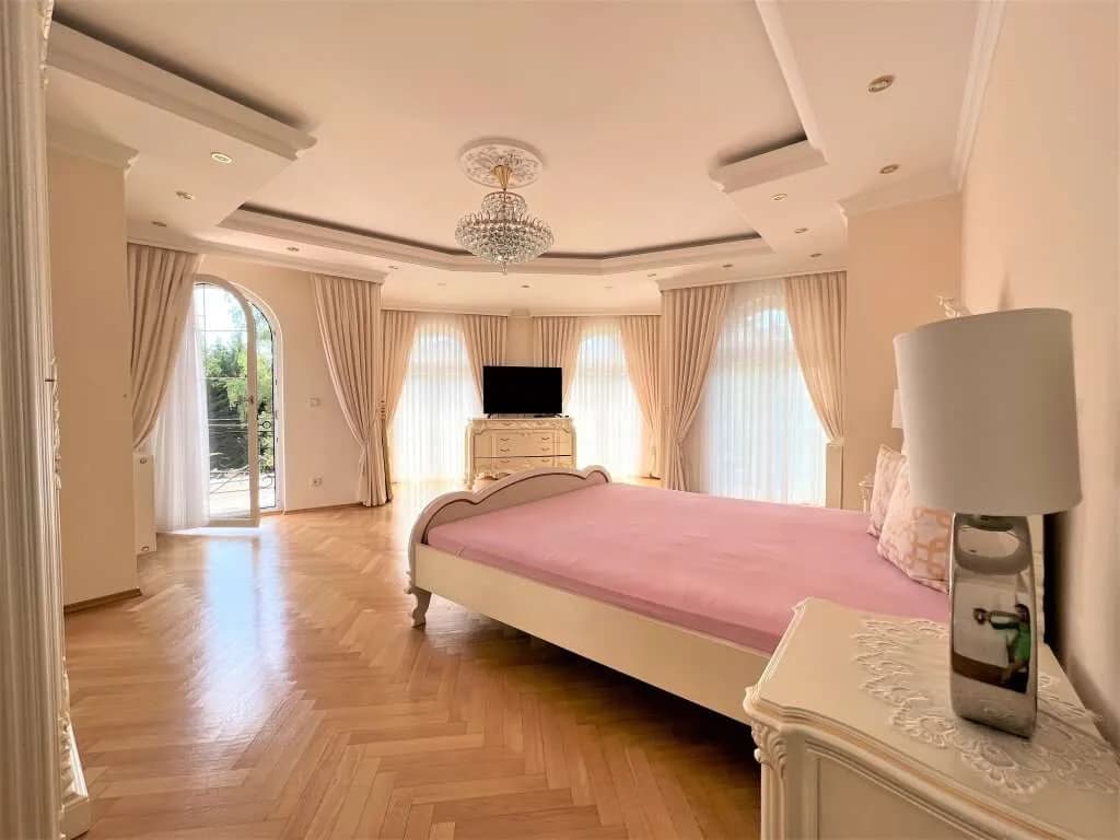 11-Zimmer-Immobilie kaufen in Wien – 954 m² – Bild 26 von 47