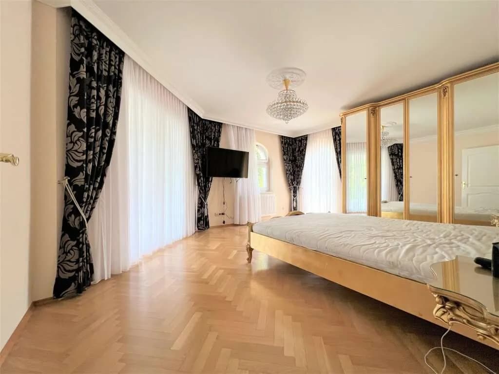 11-Zimmer-Immobilie kaufen in Wien – 954 m² – Bild 29 von 47