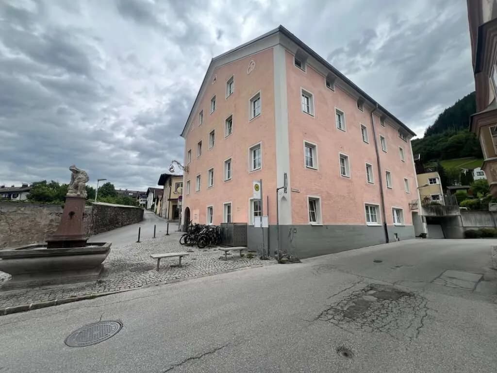 8-Zimmer-Wohnung kaufen in Schwaz – 201 m², € 670.000