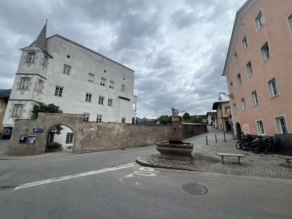 8-Zimmer-Wohnung kaufen in Schwaz – 201 m², € 670.000 – Bild 4 von 5