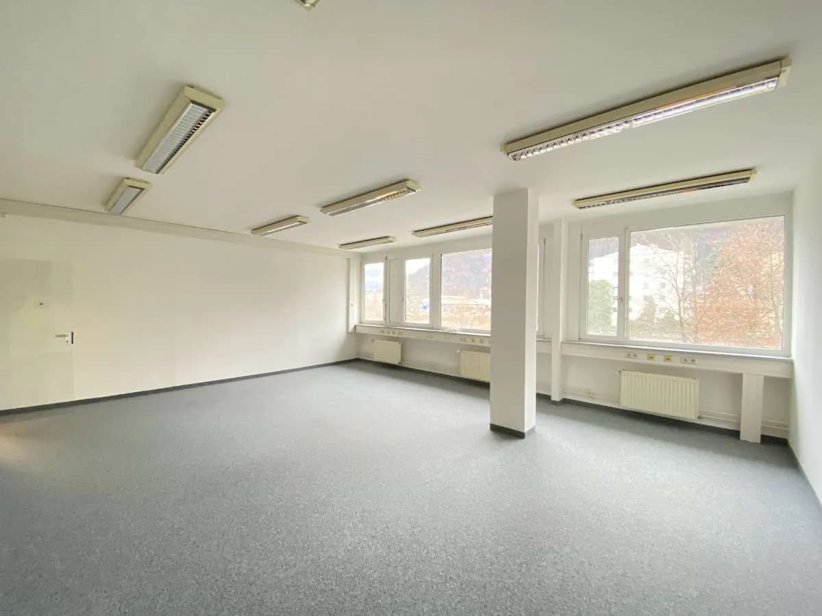Gewerbeimmobilie mieten in Salzburg Stadt – 257 m², € 3.486 – Bild 1 von 13
