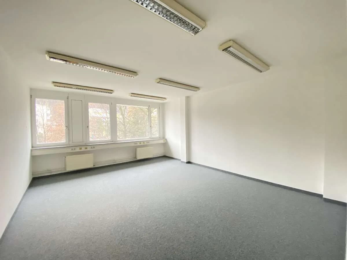 Gewerbeimmobilie mieten in Salzburg Stadt – 257 m², € 3.486 – Bild 2 von 13