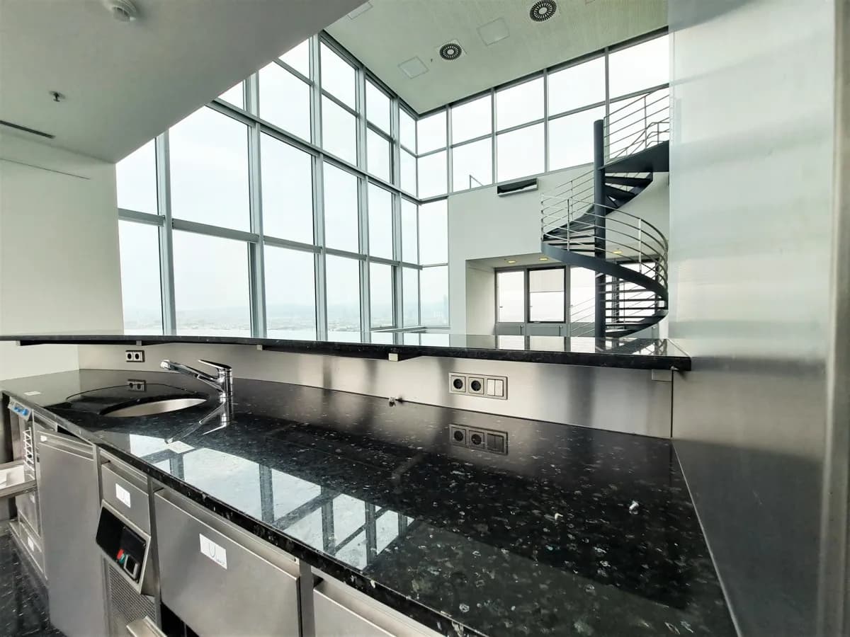 Gewerbeimmobilie mieten in Wien – 692 m², € 16 – Bild 3 von 8