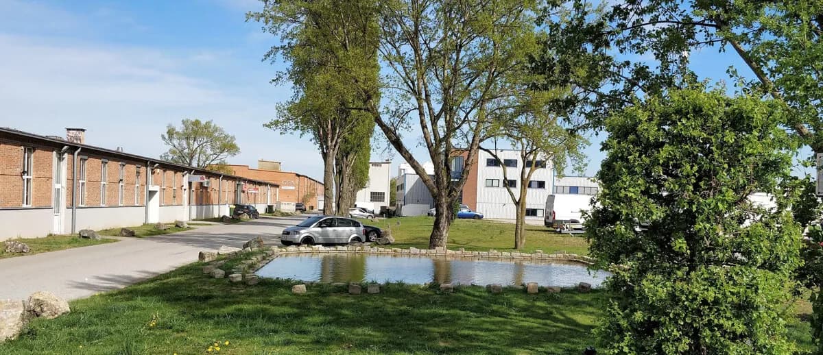 Gewerbeimmobilie mieten in Wien – 1 155 m², € 10.511