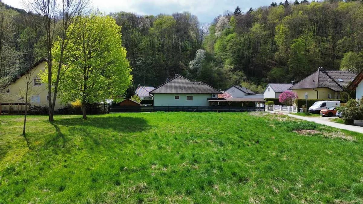 Grundstück kaufen in Baden – 997 m², € 299.000 – Bild 2 von 8