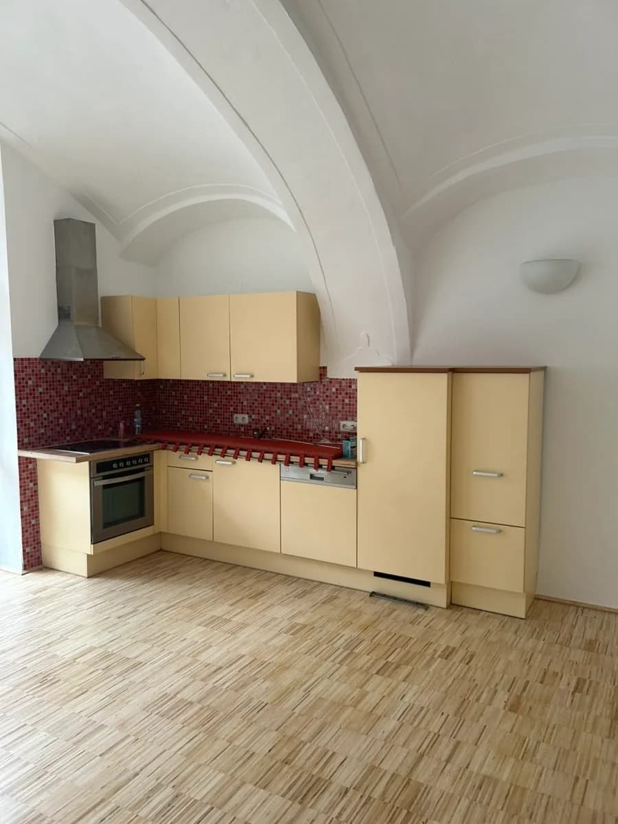 1-Zimmer-Wohnung mieten in Linz Land – 83 m², € 999 – Bild 4 von 8