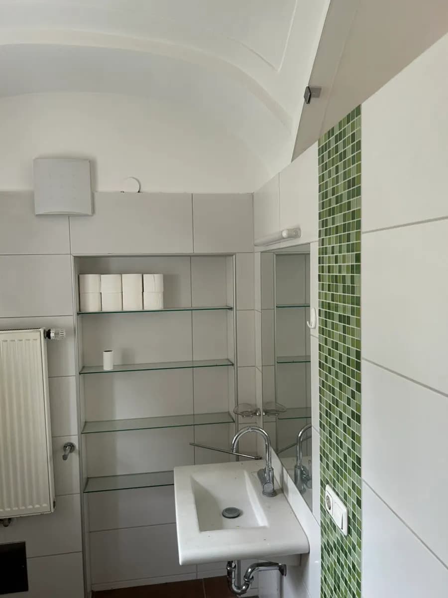 1-Zimmer-Wohnung mieten in Linz Land – 83 m², € 999 – Bild 8 von 8