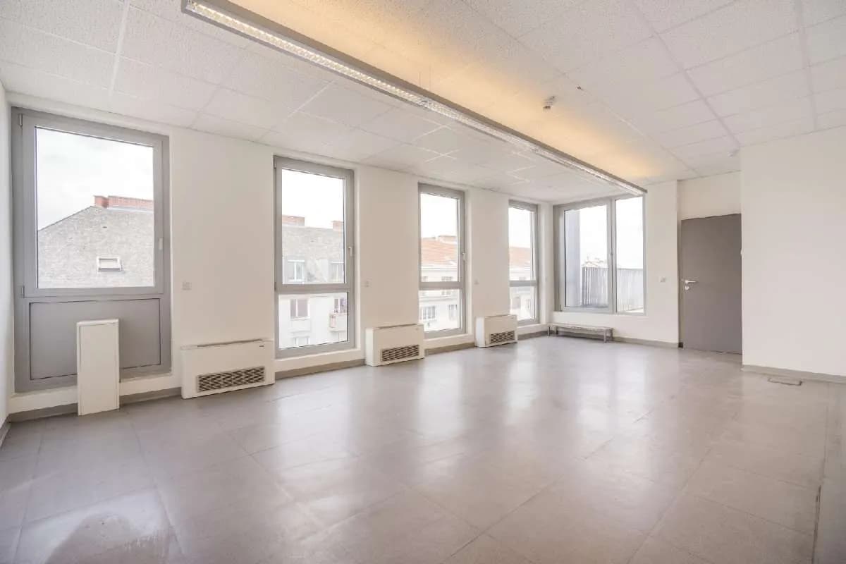 6-Zimmer-Gewerbeimmobilie mieten in Wien – 252 m², € 4.199 – Bild 12 von 19