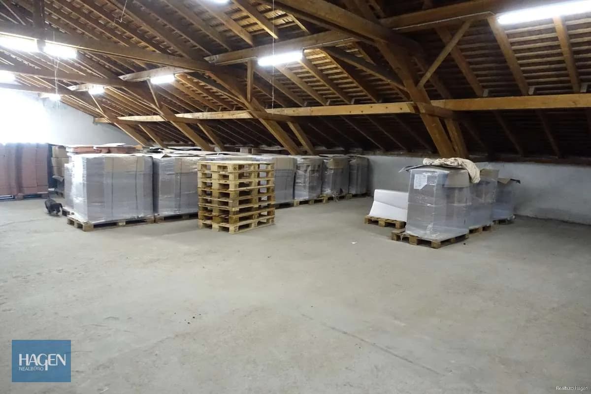 Gewerbeimmobilie mieten in Dornbirn – 862 m², € 4.000 – Bild 12 von 15
