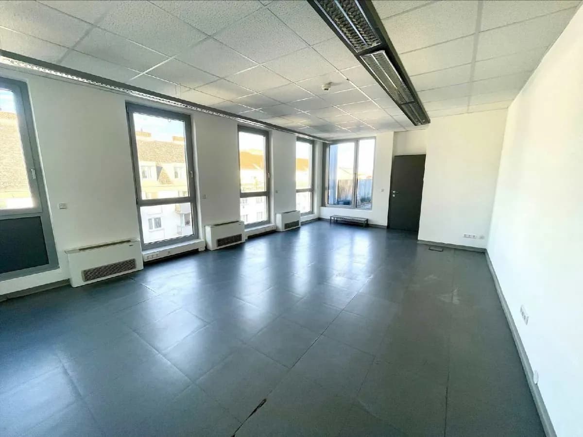 4-Zimmer-Gewerbeimmobilie mieten in Wien – 170 m², € 2.834 – Bild 7 von 12