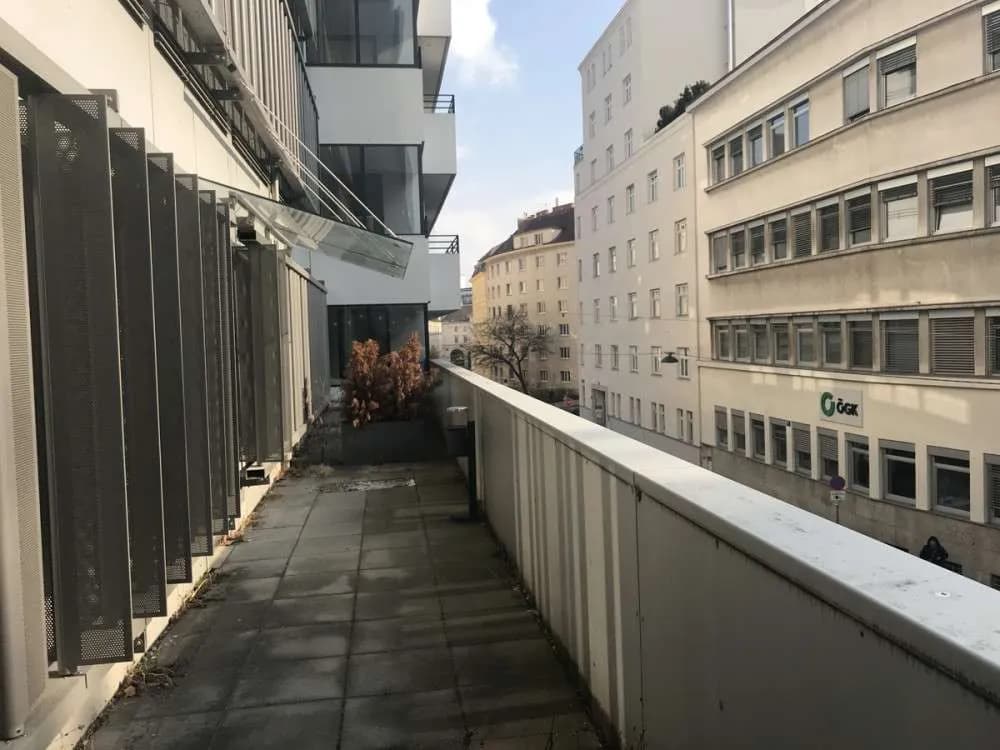 Gewerbeimmobilie mieten in Wien – 241 m², € 15 – Bild 3 von 9