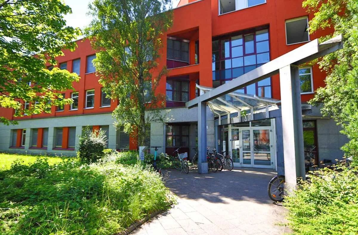 Gewerbeimmobilie mieten in Linz – 400 m², € 5.353 – Bild 1 von 4