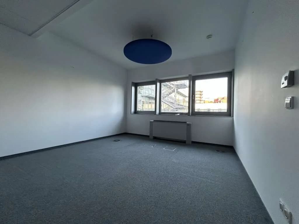Gewerbeimmobilie mieten in Linz – 190 m², € 2.956 – Bild 7 von 16