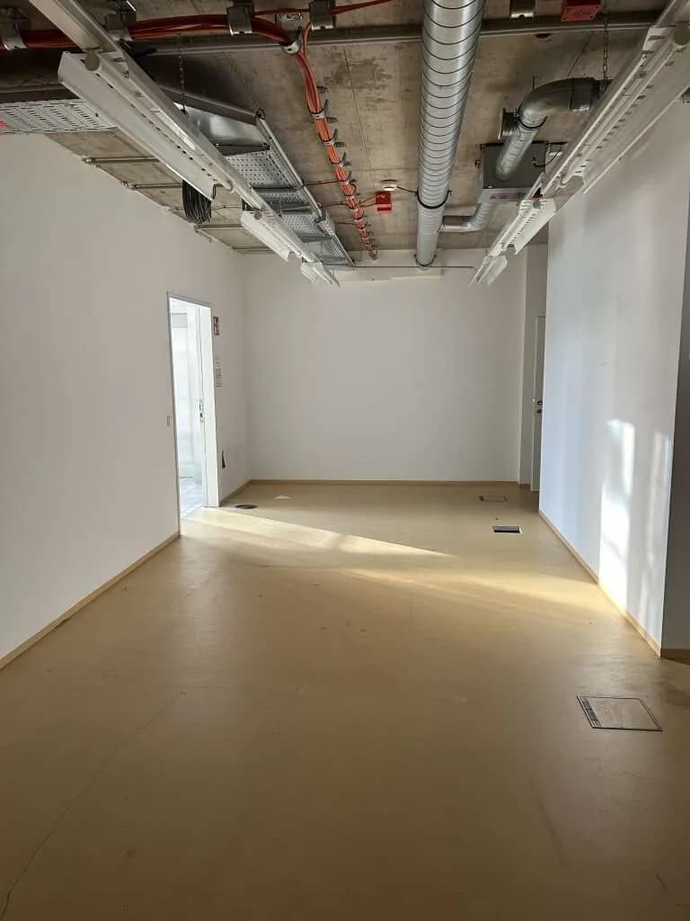 Gewerbeimmobilie mieten in Linz – 190 m², € 2.956 – Bild 13 von 16