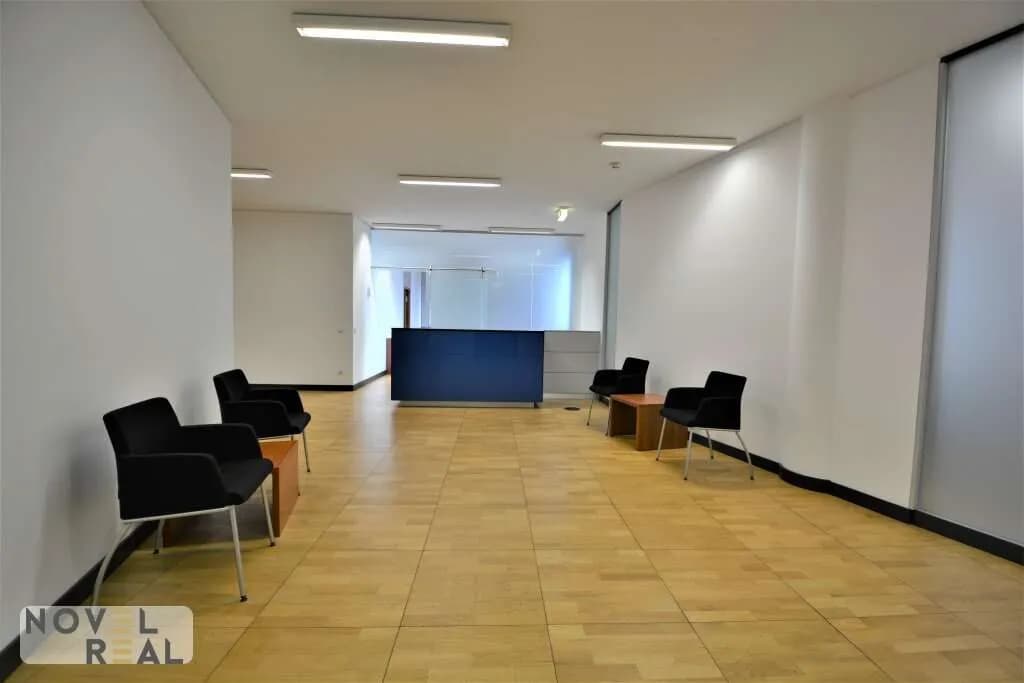 Gewerbeimmobilie mieten in Wien – 879 m², € 15.778 – Bild 2 von 32